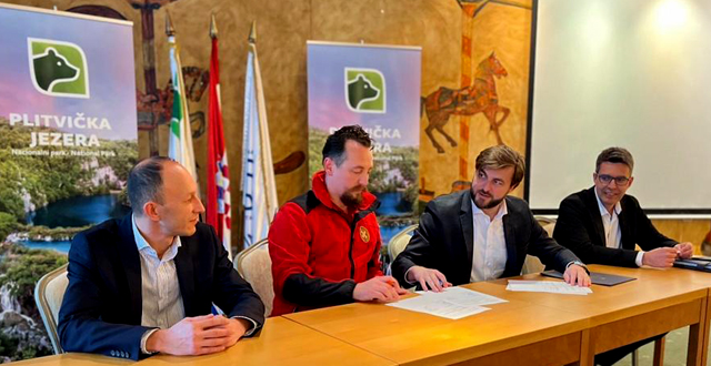 Potpisivanje plitvičkog ugovora o suradnji nacionalnih parkova i HGSS-a                                                                                                                                                                                   